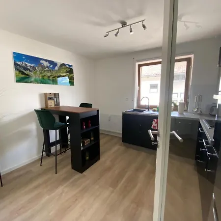 Stilvolle Wohnung Mit Berg- Und Flussblick Lägenhet Sonthofen